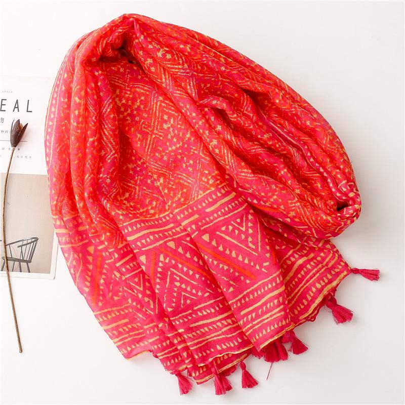 Four Seasons Bohemian Ethnic Style Tourist Sunscreen Shawl Bali Yarn Cotton And Hemp Texture Red Geometric Silk Scarf
