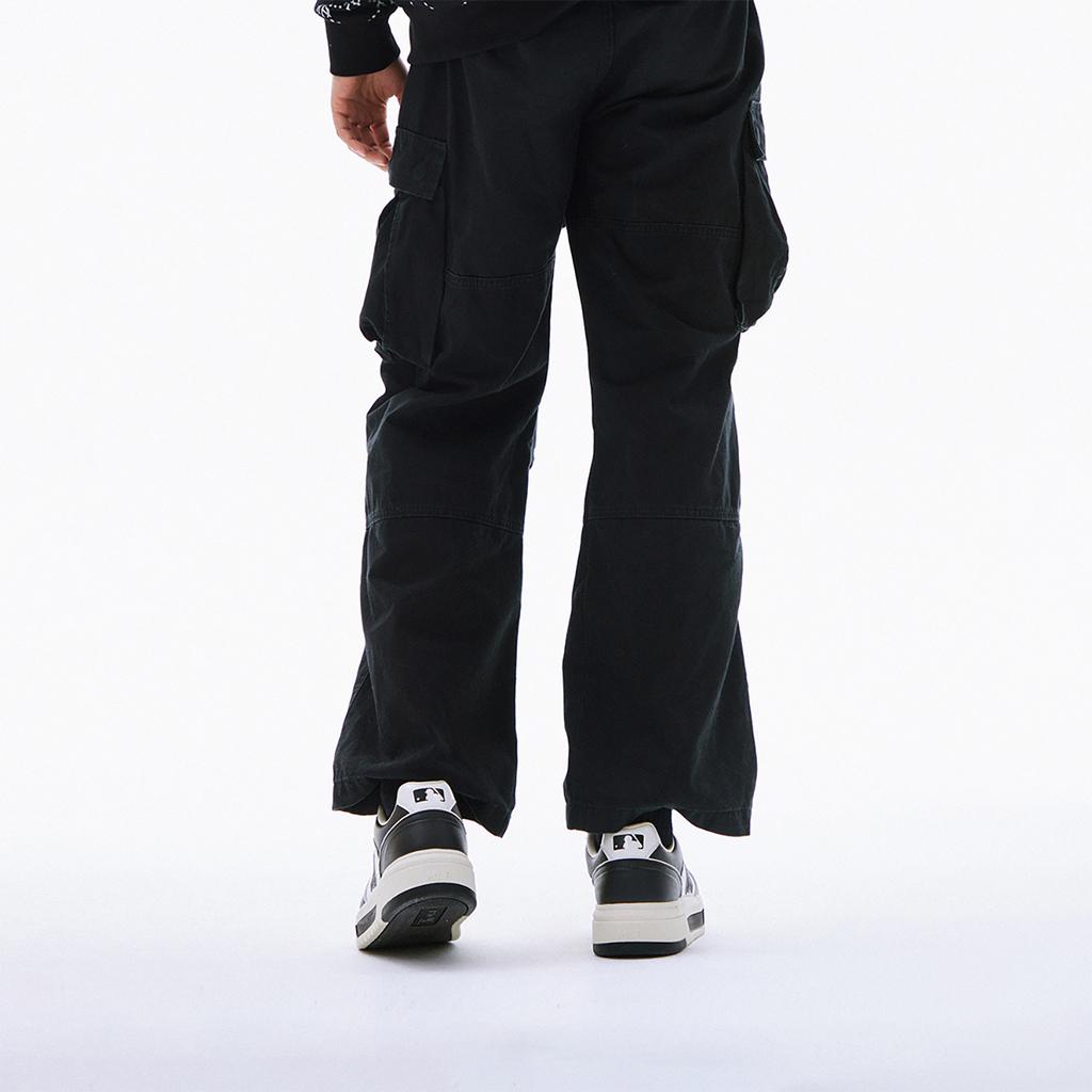 New MLB Chunky Liner 24SS New York Yankees Low Top Skateboard Shoes Unisex Black 3ASXCLS4N-50BKS