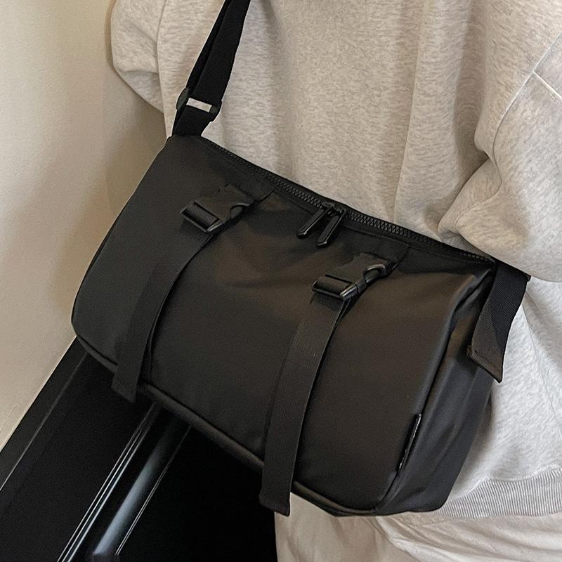 Autumn Large-capacity Sports and Leisure Bag, New Trendy Fashion Female Student Shoulder Bag, Commuter Messenger Bag, Bag for Women