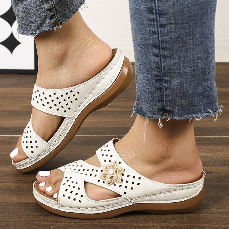 Pantofi cu talpă groasă decupată Papuci cu o linie T Tocuri pană pentru femei Șlapi de plajă cu flori cusute