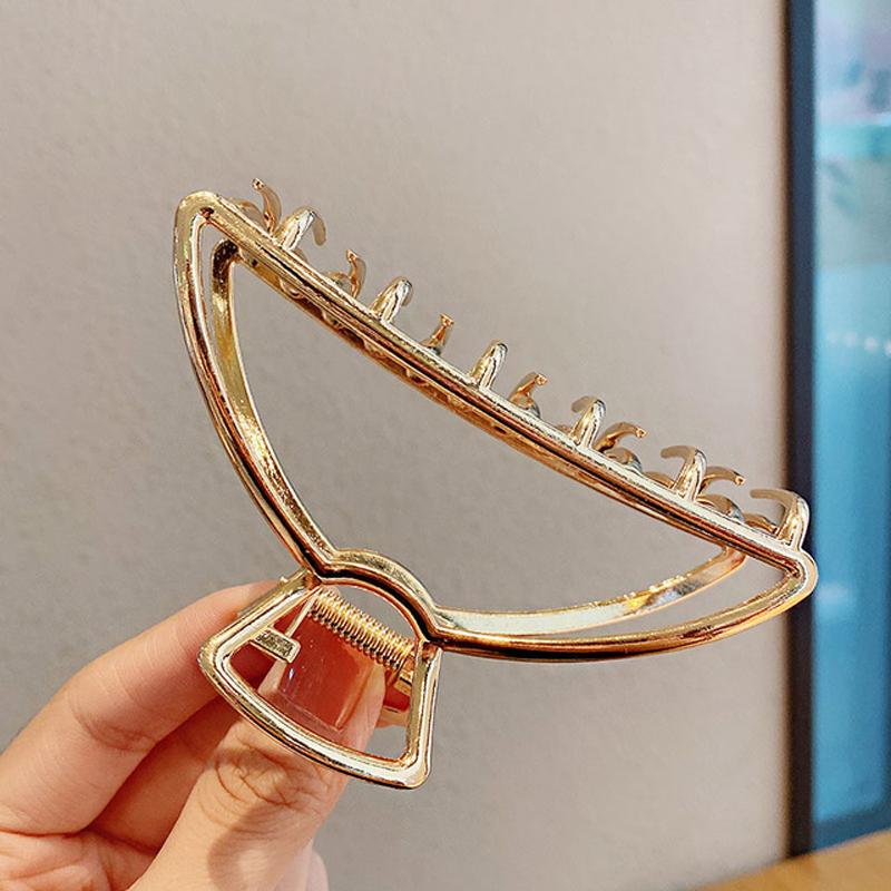 Women Fashion Gold Hollow Geometric Hair Claw Retro Hair Clips Barrette Hair Crab Hair Clips Headband Hairpin Hair Accessories