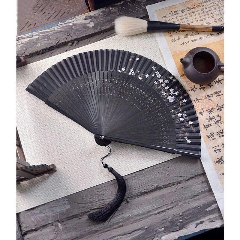 Chinese Bamboo Hand Fan Ventilador Portable Vintage Folding Black Silk Fan Classical Men Women Performance Prop Hand Fan