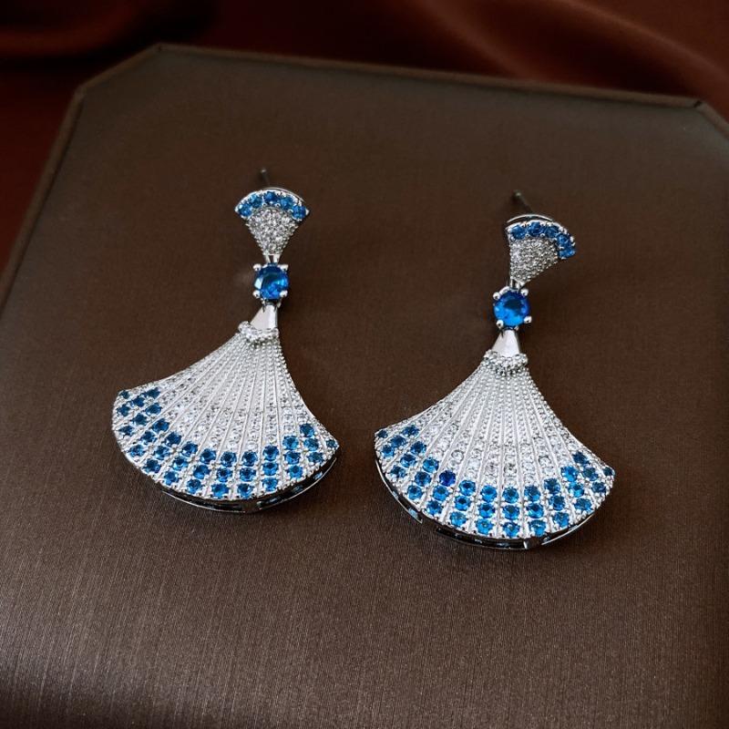 Silver Needle Multi-layer Letter Twill Zircon Pearl Earrings Medieval Vintage Light Luxury Stud Earrings Versatile Earrings