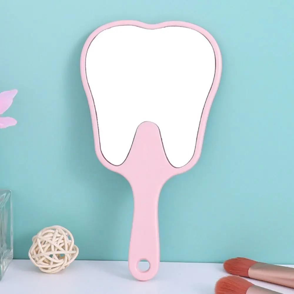

Tooth Shaped Handheld Makeup Mirror Cute Makeup Mirror with Handle Handheld Dental Makeup Mirror 8.5x16cm розовый