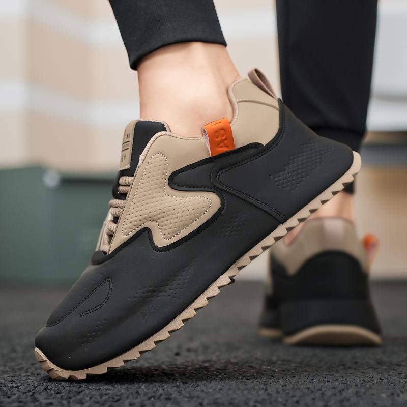 Scarpe da tela da uomo nuove taglia grande moda sneakers con suola spessa scarpe sportive casual traspiranti uomo scarpe da trekking da uomo per esterni