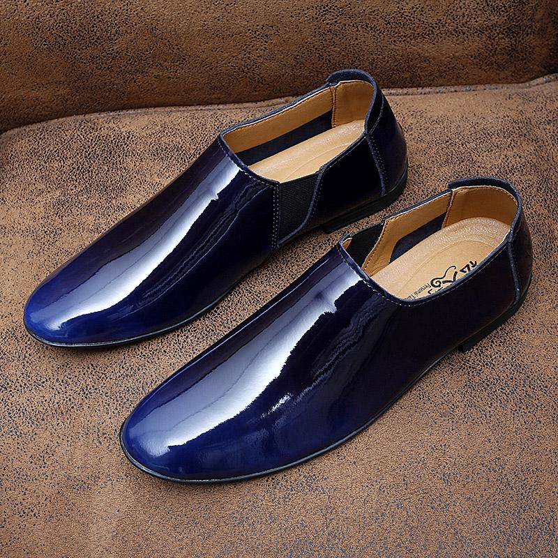 Fashion Hot Selling Men's Shiny Leather Shoes Pointed High-end Banquet Dress Shoes Europe America Trendy Red Men's Business Casual Shoes