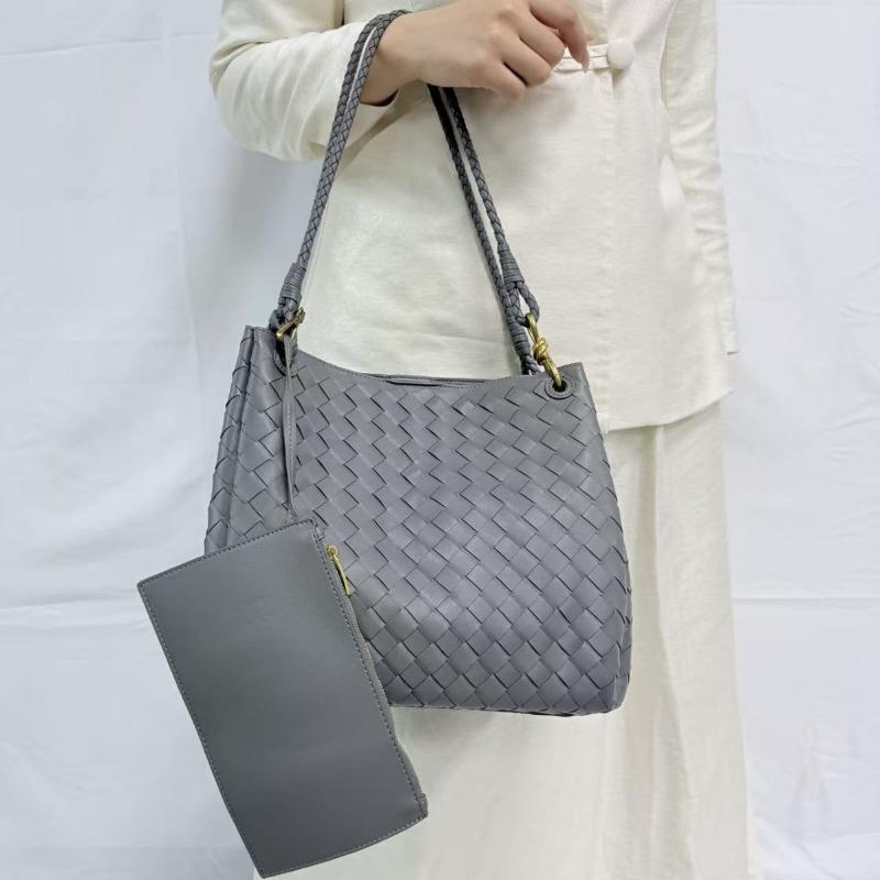 Shu Qi Has the Same Oversized Parachute Bag, Purely Hand-woven Tote Bag, Hand-carried Messenger Large-capacity Vegetable Basket Bag.