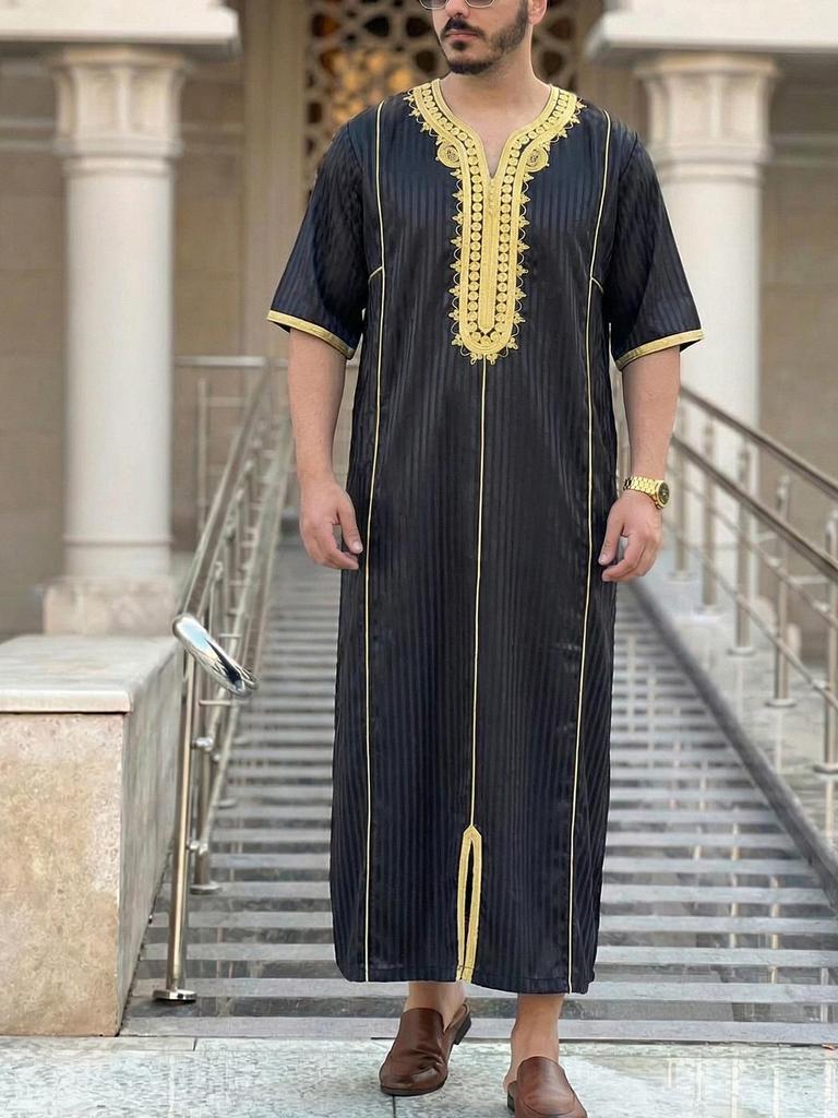 Embroidered Hooded Robe for Muslim Men, New Style Middle Eastern Thobe, Loose Long Sleeve Ethnic Design, Available Now