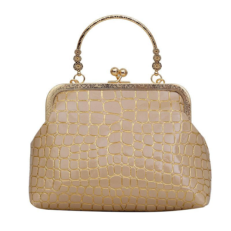 Bag Women's niche texture handbag 2024 new fashion clip bag crocodile pattern chain shoulder messenger bag