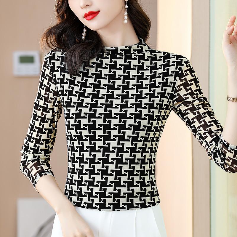 

Клетчатая футболка женская с длинным рукавом, полуворотником, облегающая, базовая, весна и осень, омолаживающий и стройнящий топ 4XL