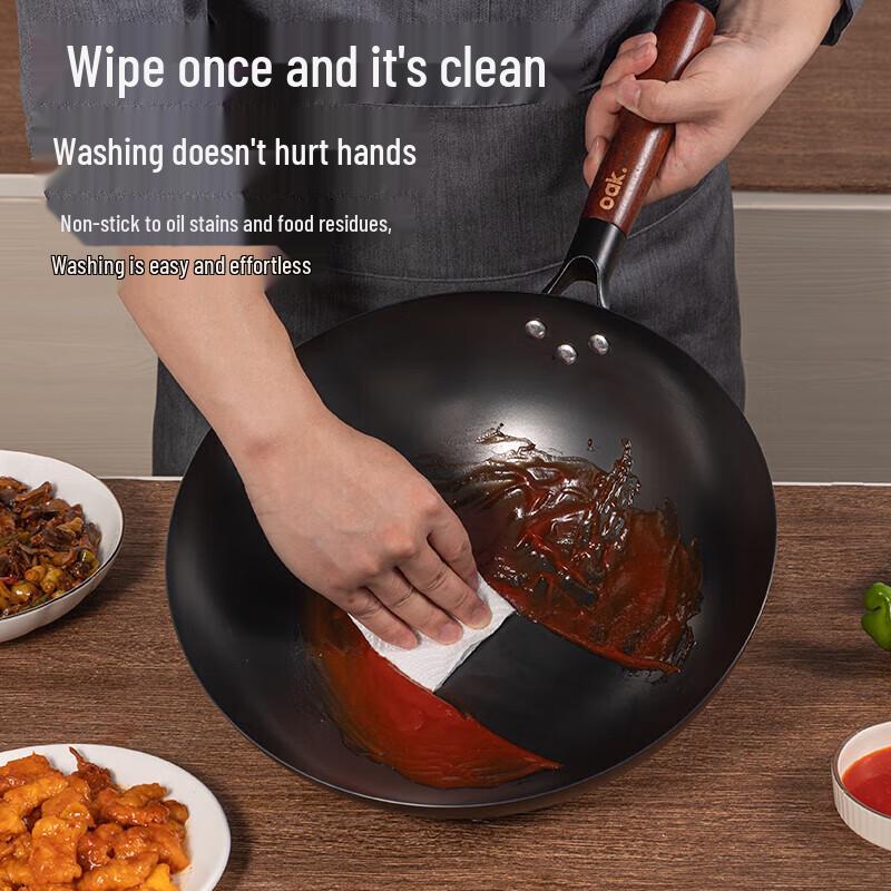 ONYLM 34cm Pre-Seasoned Cast Iron Wok with Lid