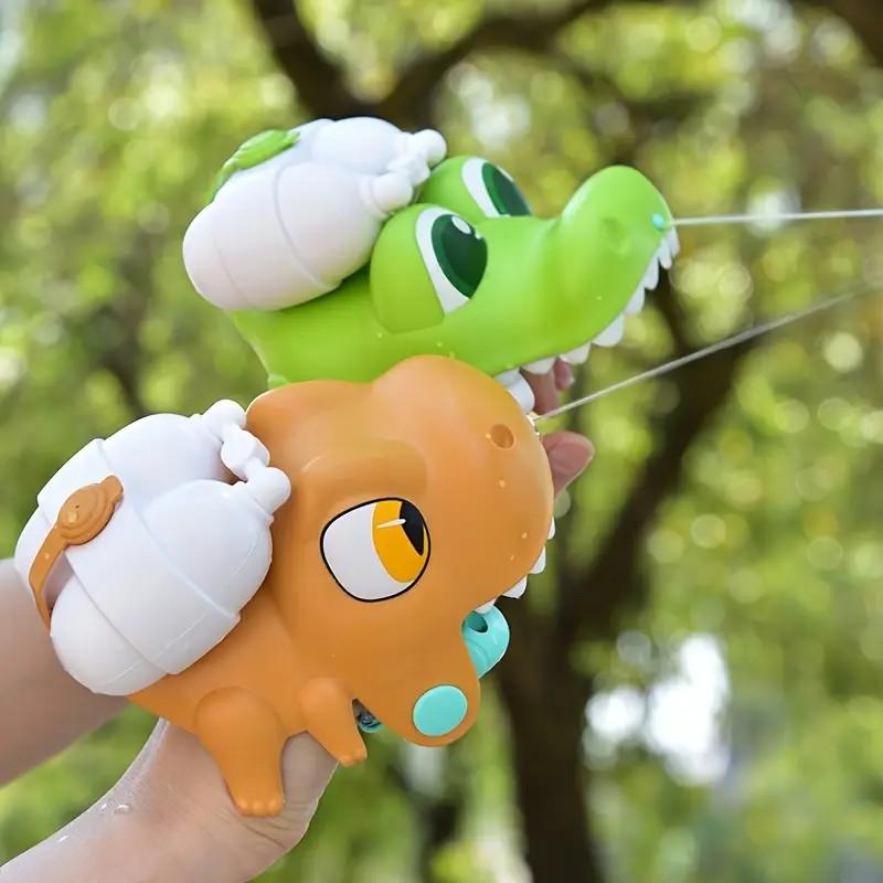 Animal Manual Water Gun, Ultra-long Range, Clown Fish Crocodile Shark Dinosaur Shape Water Gun, Color Mixing