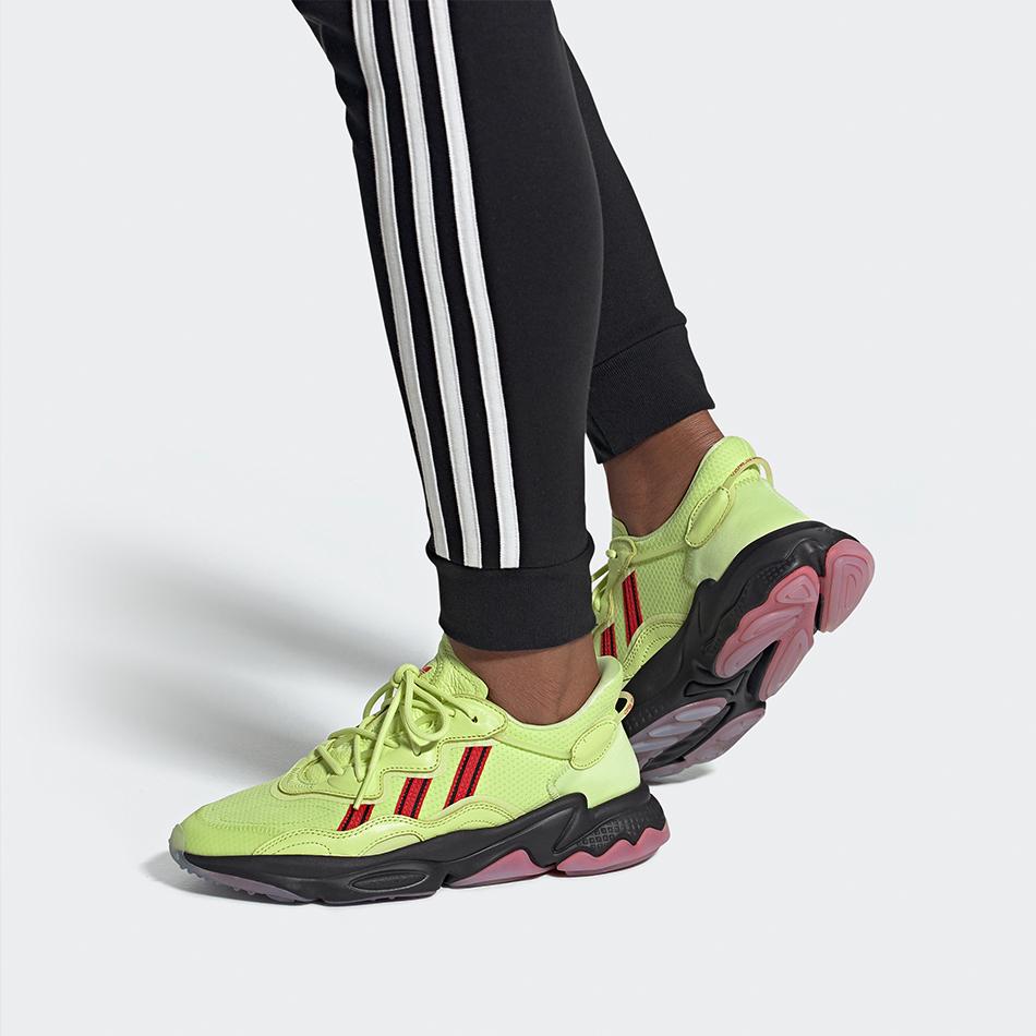 adidas Originals Ozweego Lightweight Non-Slip Low-Top Dad Shoes Men Sneakers Yellow Green EH0824
