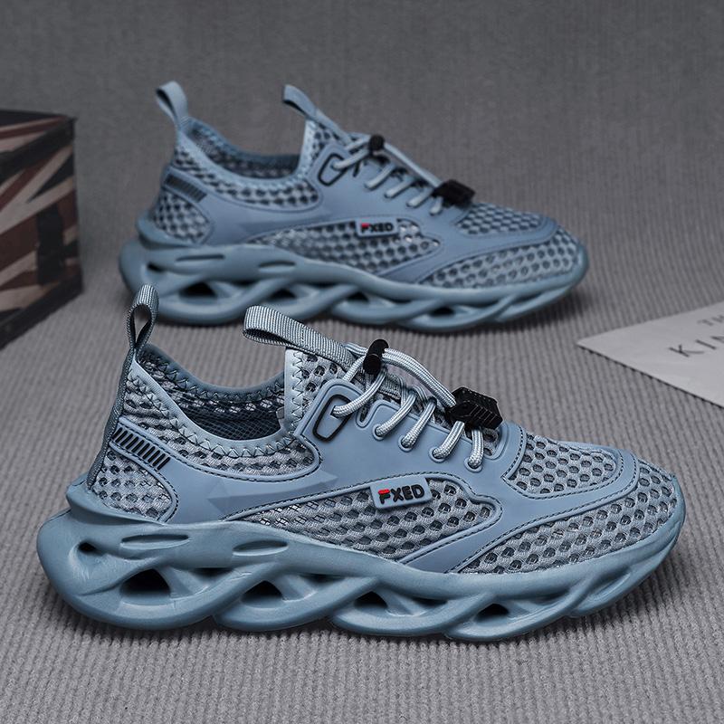 

YRZL Men s Running Shoes Breathable Mesh Soft Sole Anti Slip Casual Sneakers Lightweight Comfortable Sports Shoes 44 красный