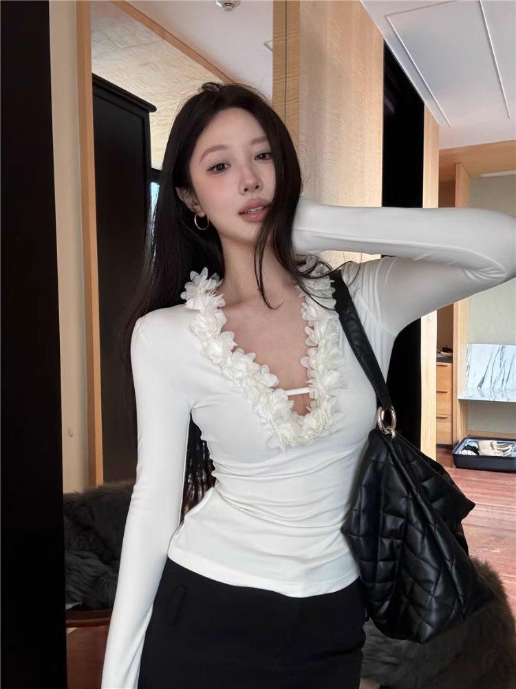 Spicy Girl Floral V-Neck Long-Sleeve Top - Korean Style for Autumn/Winter Large белый