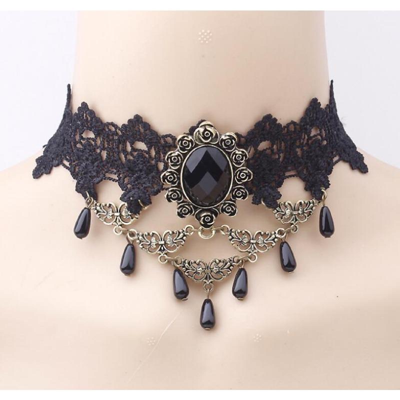 Neo-Gothic Black Sexy Lace Chokers Necklace for Women Fashion Retro Clavicle Chain Halloween Collar Y2K Decoration Jewelry Gifts