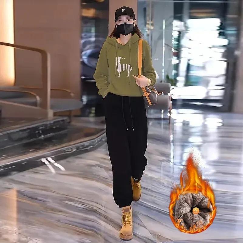 Winter large size thickened velvet corduroy pants women 2025 new women's loose slimming cuffed harem pants