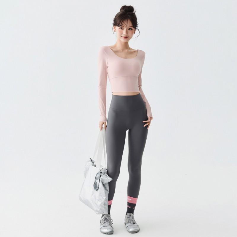 Womens Long Sleeve Yoga Top With Built-in Support Padding Slim Fit Quick-Dry Sports Bralette Winter Workout