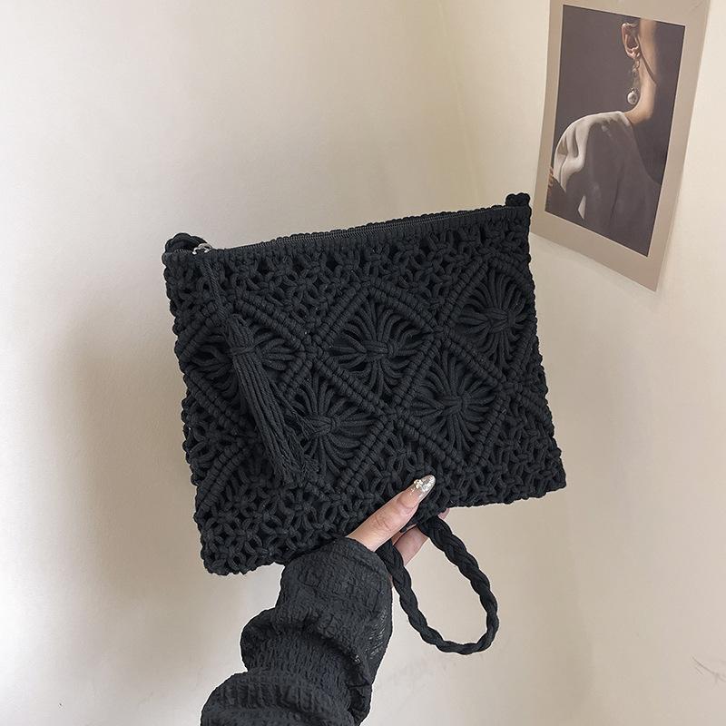 

Bohemian bag women s new fashion woven bag seaside vacation beach messenger bag чёрный