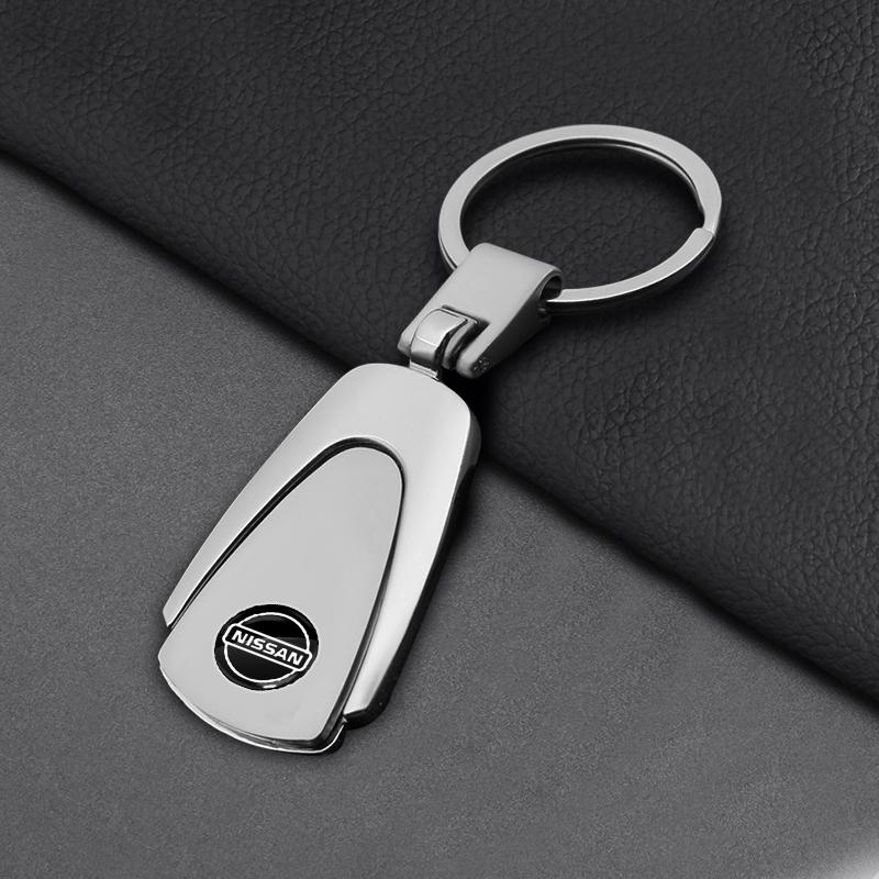 Leather Key Chain Car Keyring Pendant Keychain Car Accessories For Nissan Nismo Qashqai J11 Juke GTR X-Trail Patrol Micra Navara Tiida