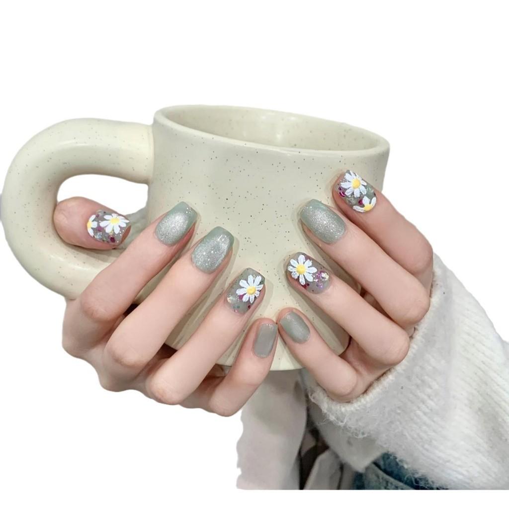 HANDMADE Artificial Nail Green Glass Bead Cat Eye Oil Painting Flower Short style Fake Nail Set With Glue Reusable and Removable Press on nails