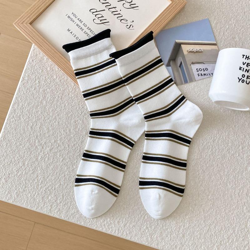Women's Autumn and Winter Dopamine Striped Mid-calf Socks with Rolled-up and Loose Cuffs, Versatile Pile Socks