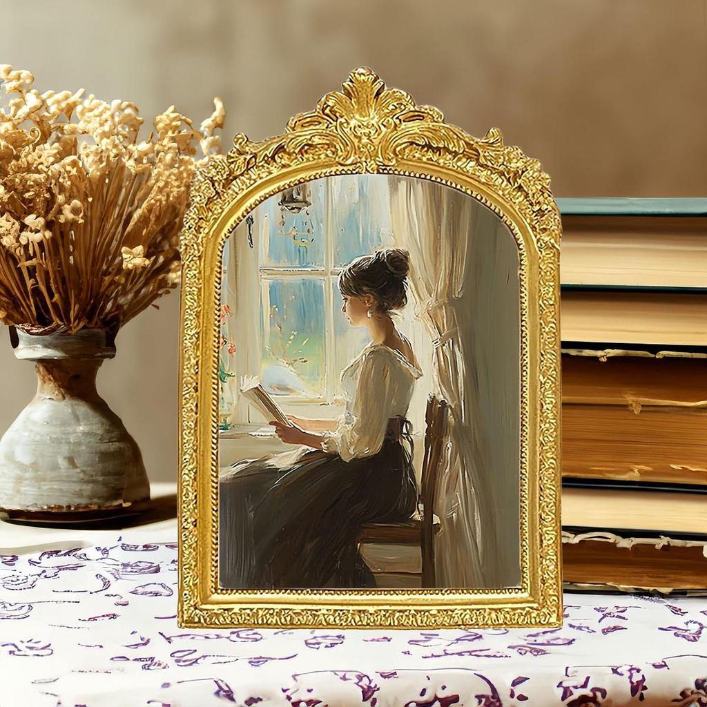 Elegant Resin Frame for Cherished Memories