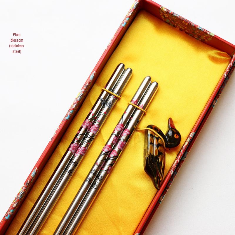 Dragon Pattern Wooden Chopsticks - Ideal for Business, Weddings, Travel, and Special Occasions