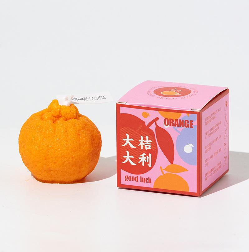 

Креативная ароматическая свеча, восковая имитация фруктов, уродливая оранжевая свеча, украшение для свечи своими руками 6.8 * 6CM (net weight 110g)