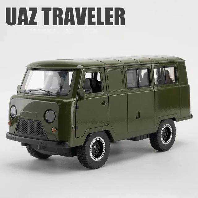 New 1:18 Russian UAZ TRAVELER 452 VAN Alloy Diecasts & Toy Vehicles Metal Toy Car Model Sound and light Collection Kids Toy
