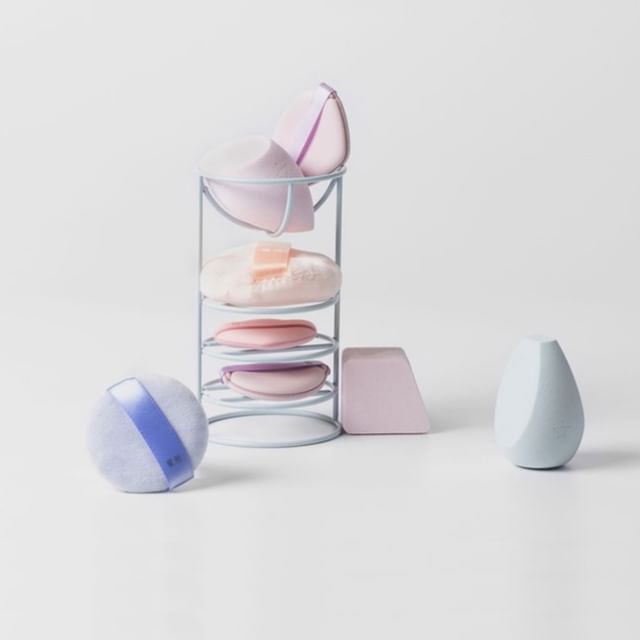 Miumi - Alloy Layered Powder Puff Holder White