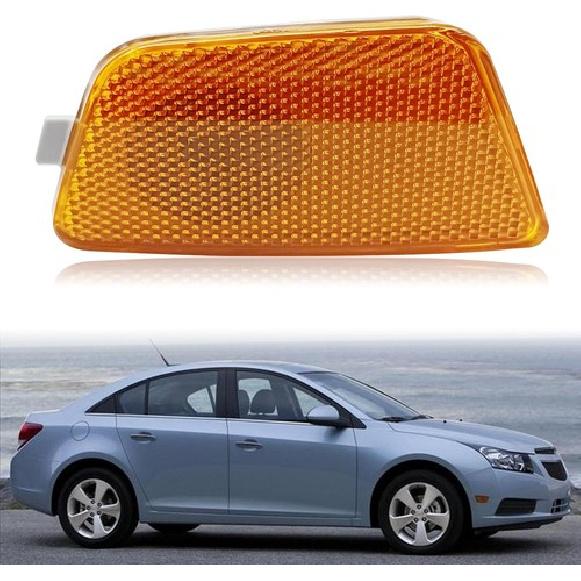 Front Bumper Reflector Side Marker Light Assembly, Front Passenger Side-R