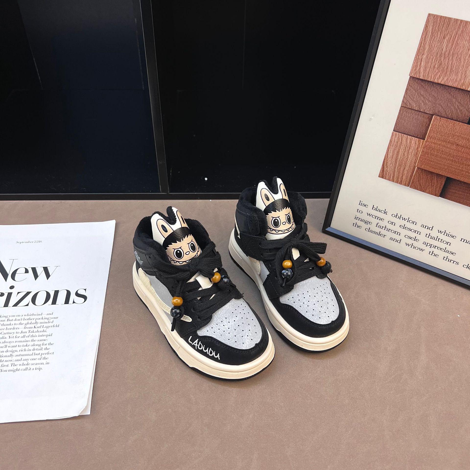 

Autumn 2025 High-Top Cartoon Sports Shoes for Girls - Breathable, Non-Slip, Versatile Fashion Sneakers 27 чорний/бежевий