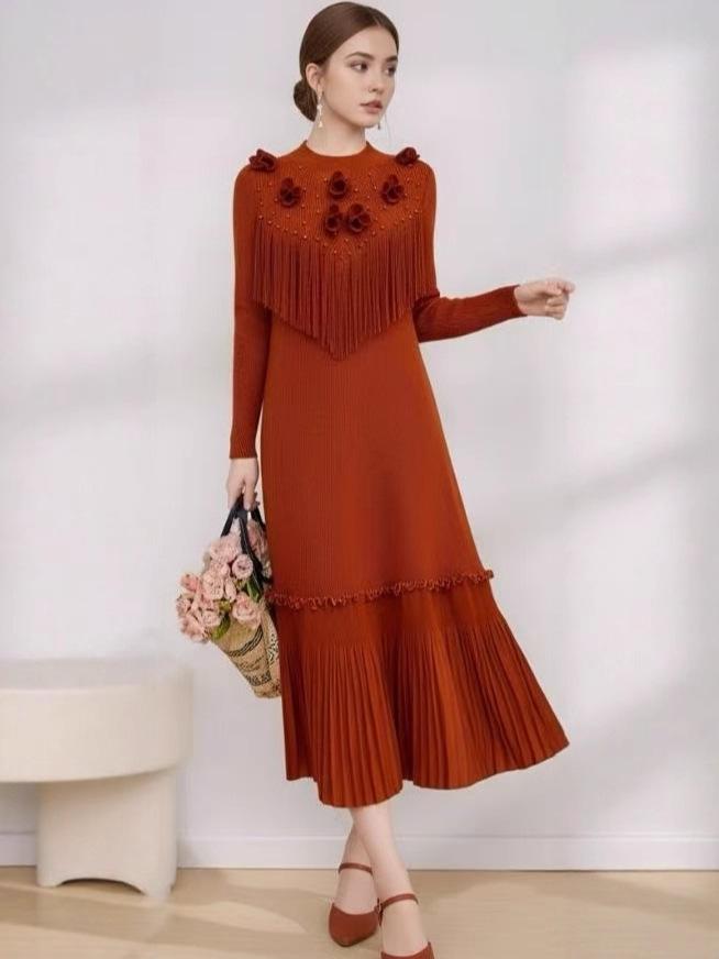 Elegant Plus Size Fish Scale Pleated Long Dress with Beaded Tassels & Floral Decor