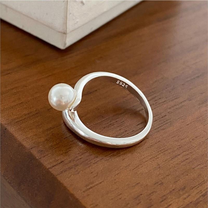 Silver Exquisite French Imitation Pearl Ring for Women Simple Adjustable Ring Party Jewelry Gifts