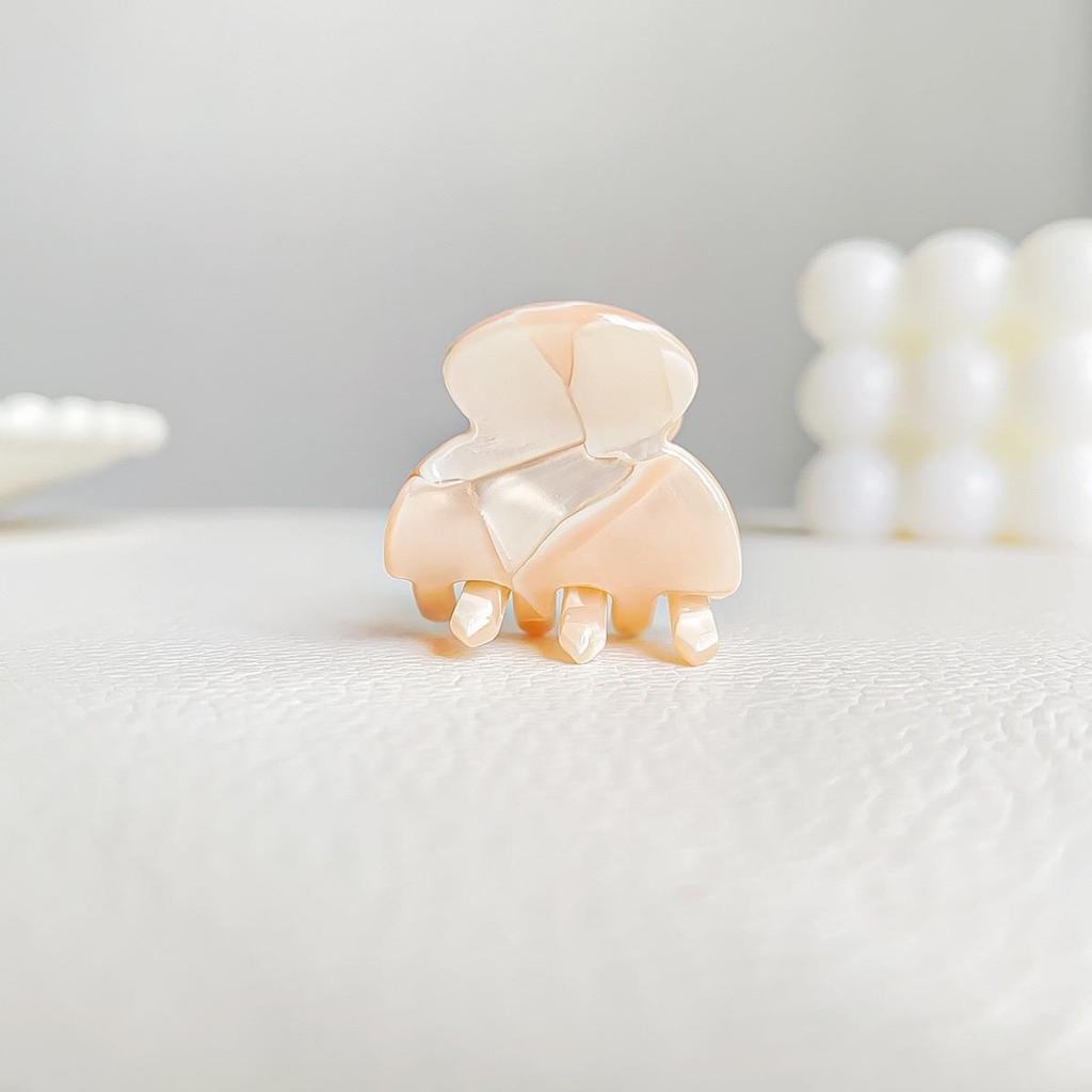 Korean Dopamine Mini Claw Clip: Cute Hair Accessories for Women & Children
