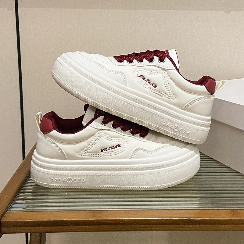 

2025 little white shoes women s spring new Korean version ins female students leisure sports versatile board shoes fashion K3703 35