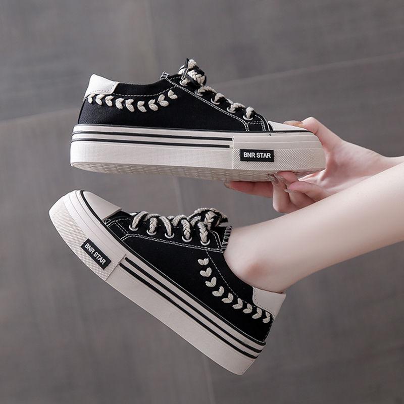 Lace Up Woman Footwear Spring Autumn Canvas Shoes for Women High on Platform To Wear Y2k Vintage Designer Hot Design Elasticty