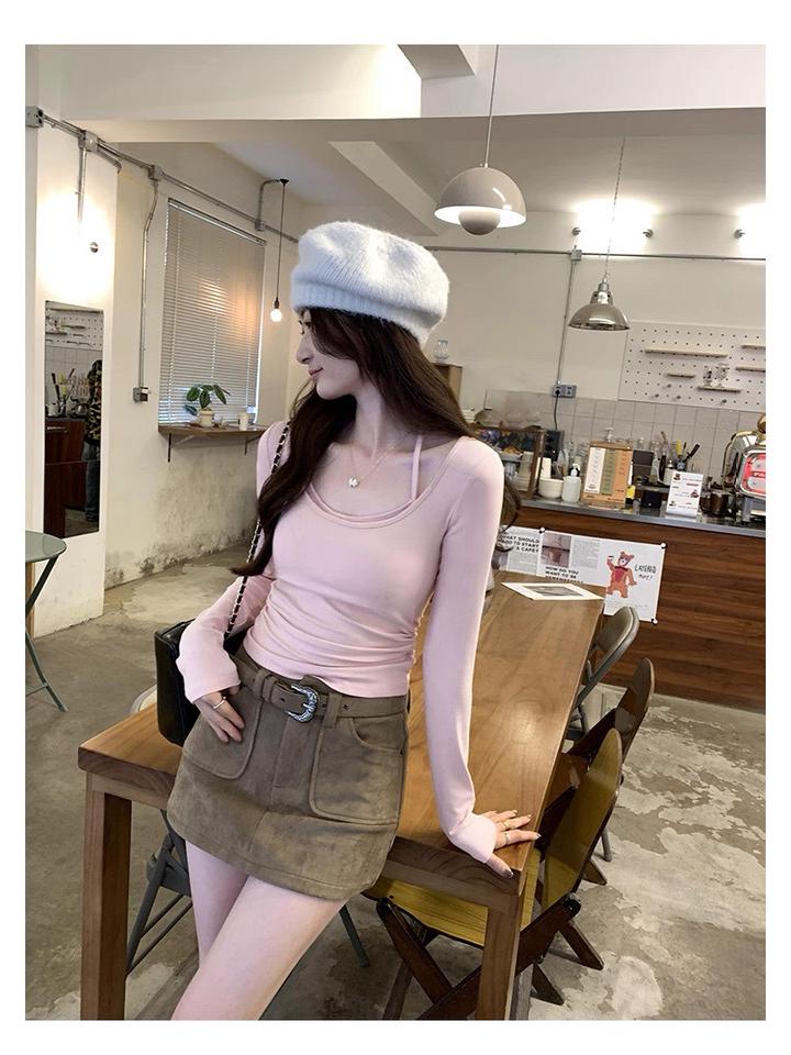 Damski 2025 Jesień/Zima Szczotkowany Slim Fit Długi Rękaw Warstwowy T-shirt z Wkładką na Biust.