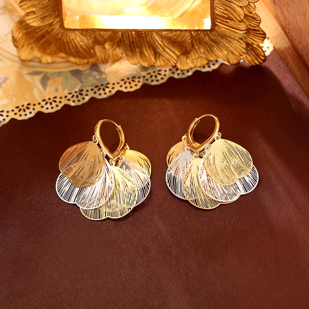 Trendy 24K Gold-Plated Leaf & Butterfly Wing Earrings for Women - Elegant Autumn/Winter Accessory