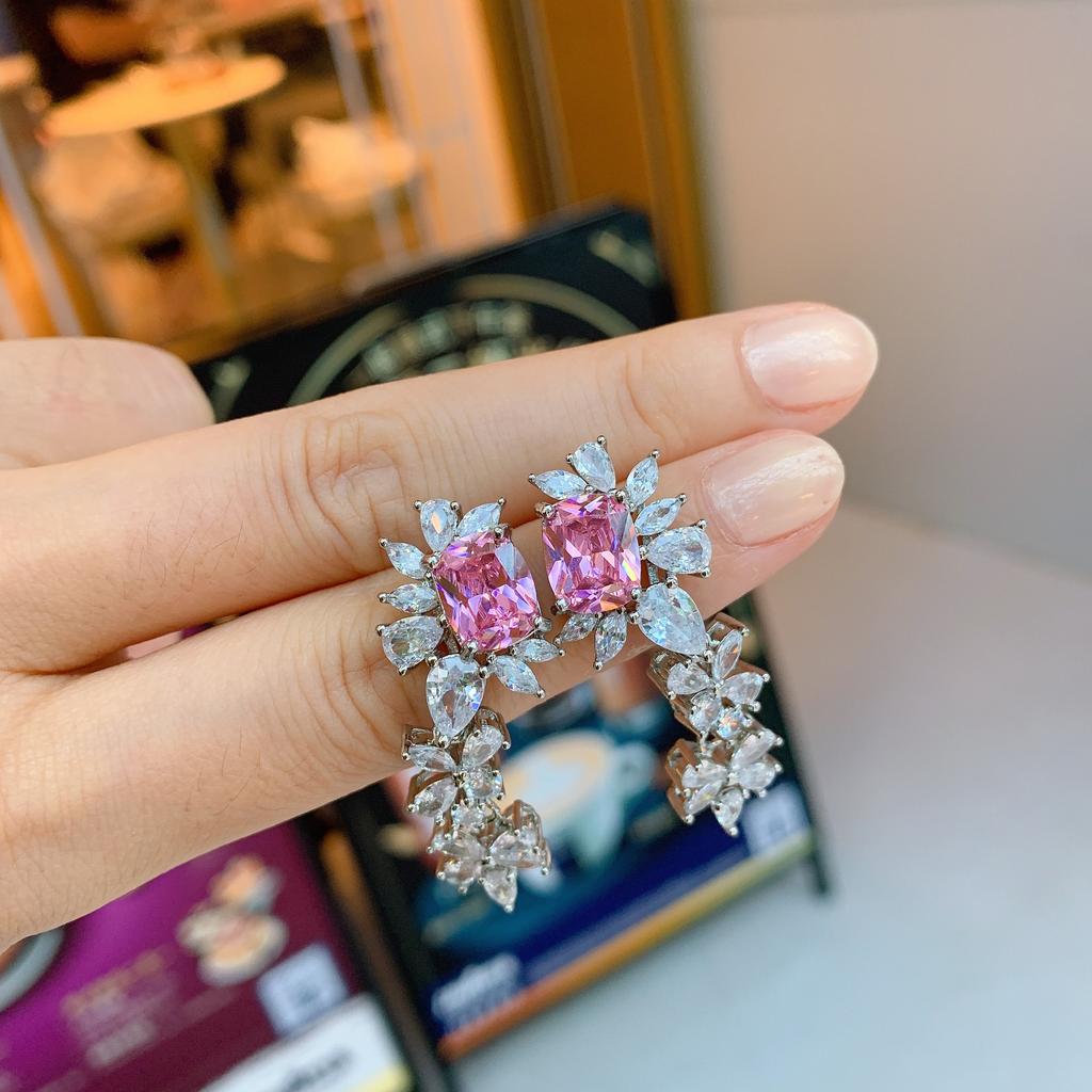 Clearance sale at a loss European and American light luxury petal zircon earrings earrings s111 silver needle fringed earrings jewelry