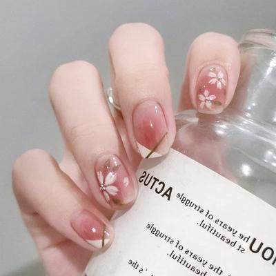 Faux-ongles – Tips et faux ongles