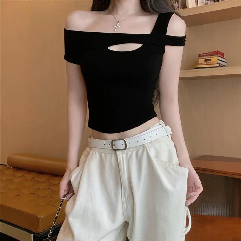 Sweet and Spicy Cut-out Off-shoulder Short-sleeve T-shirt for Women, New Summer Design Cropped Petite Waist-cinching Cropped Top