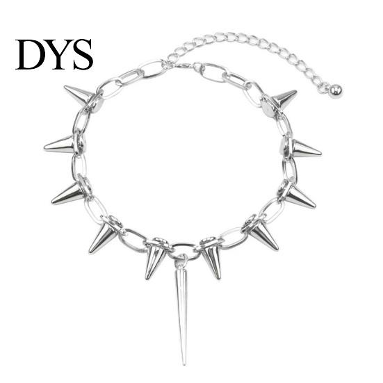 Stylish Alloy Necklace Spike Choker for Women Men Goth Punk Metal Charming Neck Jewelry Chain Rock Night Club Rivet Hypoallergenic