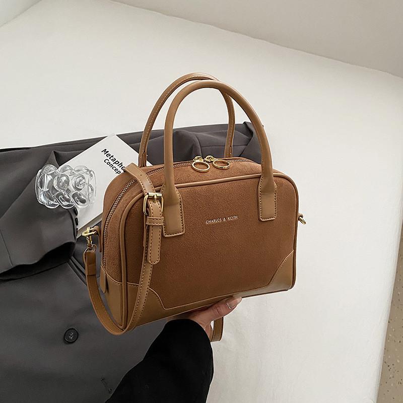 Vintage Style Women s Shoulder Bag 2023 New High-end Fashion Small Square Bag Korean Style Niche Casual Design коричневый