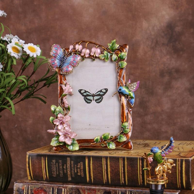 Elegant Emaille Bloemen Vogel Metalen Fotolijst Met Strass Accent Antiek Fotolijstje Voor Tafelblad Planken Decoraties