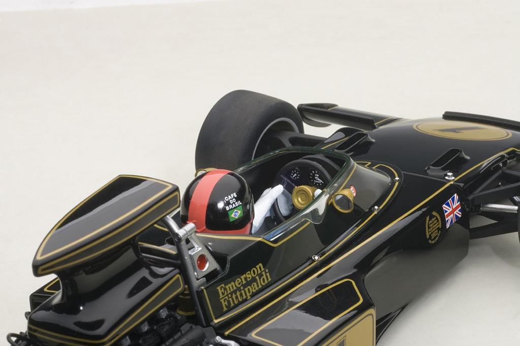 AUTOart Lotus 72E 1973 Emerson Fittipaldi Driver 1/18 #1 (with Figure)