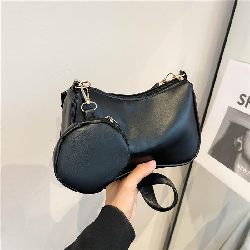 Elegant Retro Street Style Small Pu Crossbody Bag For Daily Use In Multiple Colors