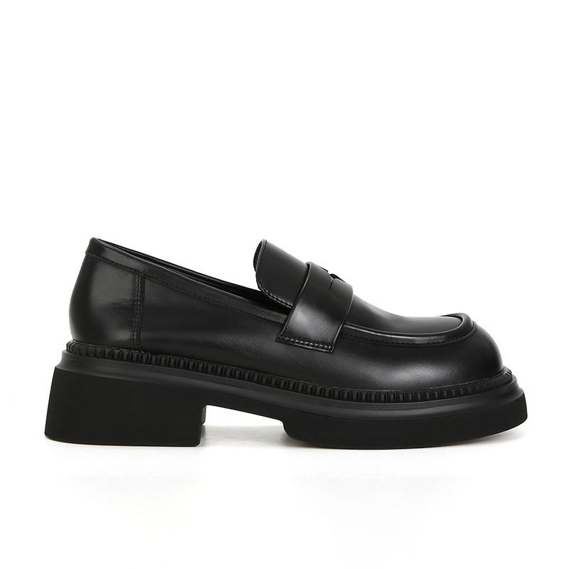 2025 exquisite small leather shoes women's British style retro polished thick-soled lazy loafers women's large-size small leather shoes