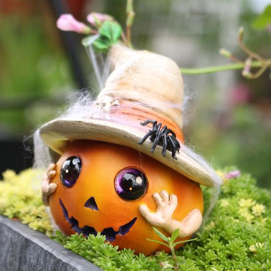 Halloween Pumpkin Ornament Spooky Resin Pumpkin Statue with Hat Spider Skull for Halloween Home Tabletop Decor